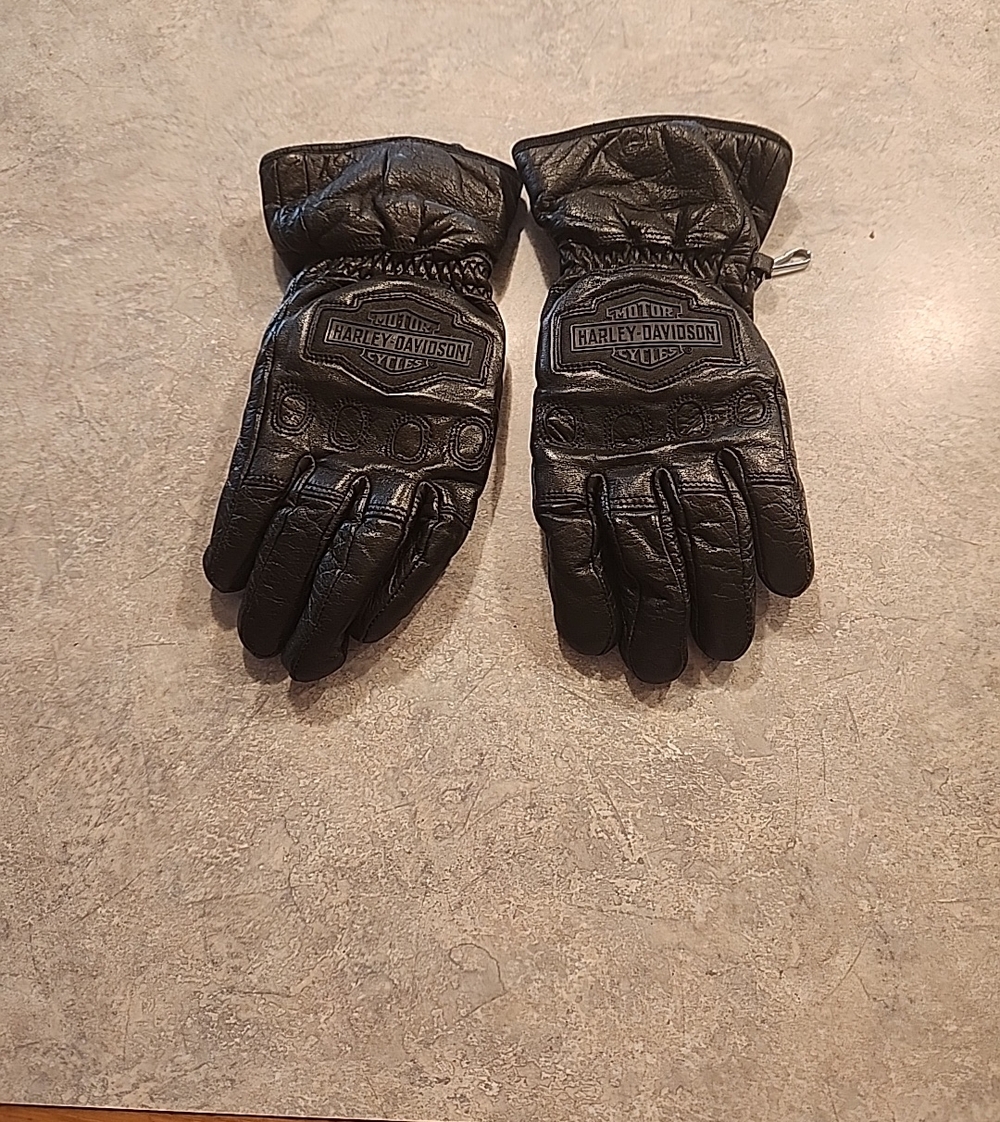 Harley-Davidson Black Leather Riding Gloves with Logo